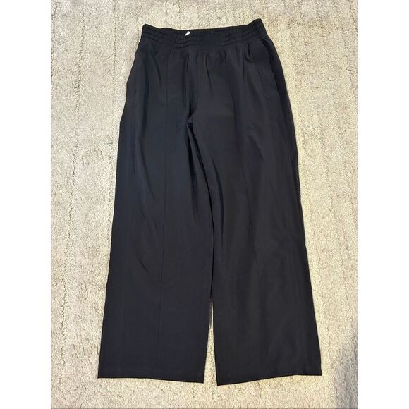 Lululemon pants - Picture 1 of 4